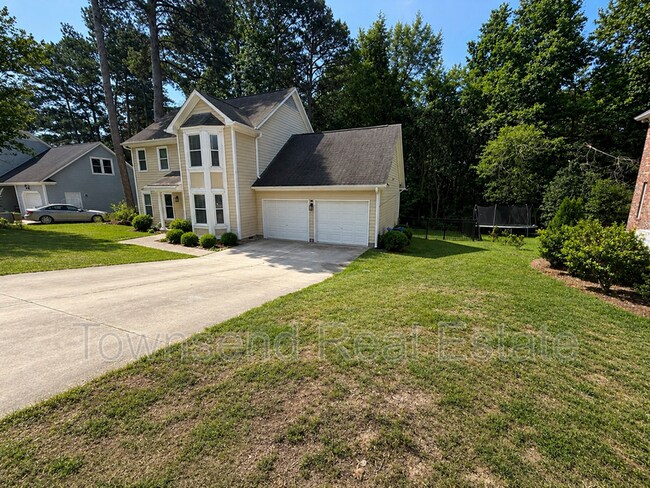 Building Photo - 2937 Delaware Dr