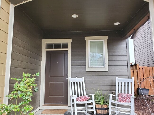 Foto del edificio - Dog Friendly 4 Bed, 3 Bath Home in North Albany!