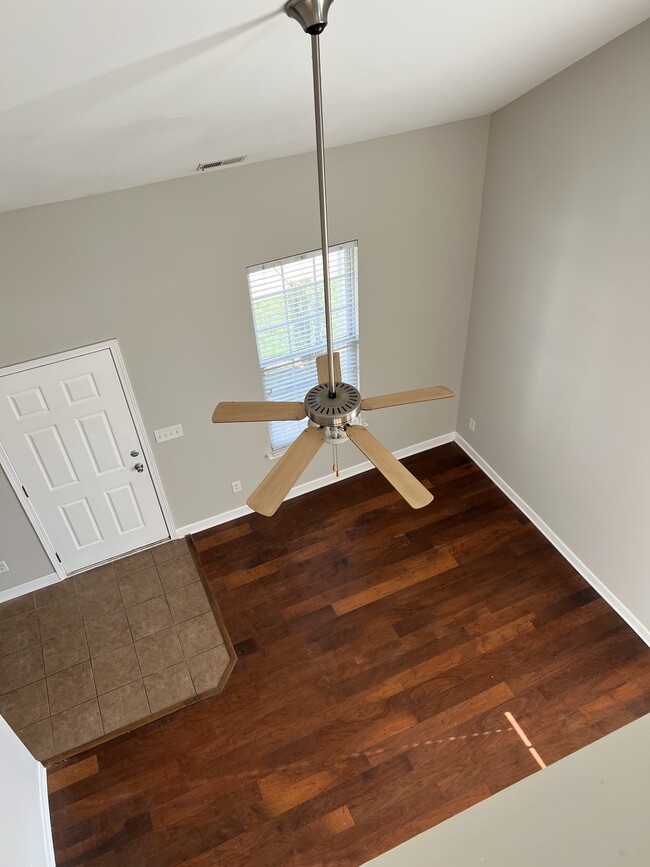 Foto del edificio - 12715 Persimmon Tree Dr