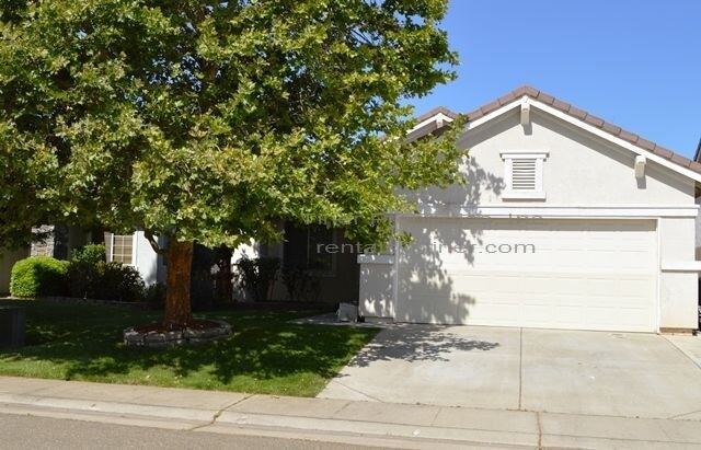 Primary Photo - Beautiful Three Bedroom in Sacramento