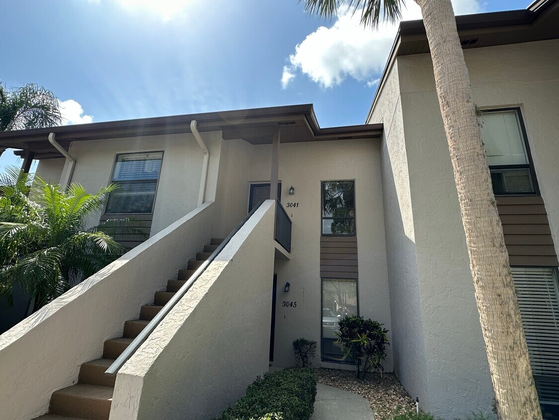 3041 Taywood Meadows, Sarasota, FL 34235 Townhome Rentals in Sarasota