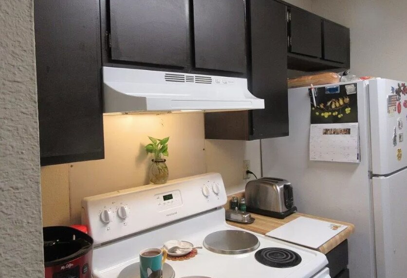 Foto principal - 2200 E Trinity Mls Rd