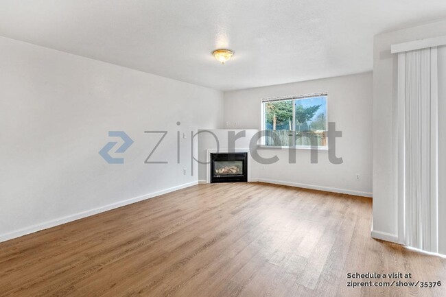 Foto del edificio - 2632 Justine Ln