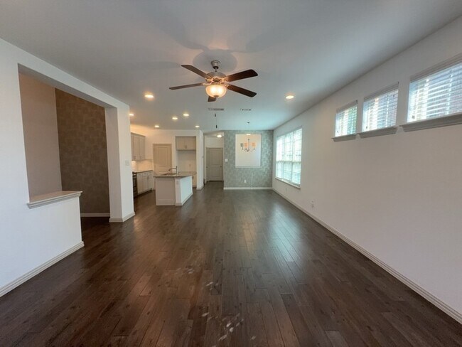 Foto del edificio - 4027 Snow Goose Trl