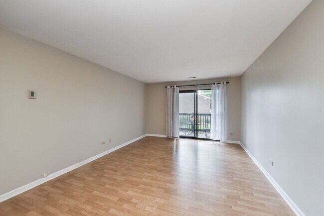 Building Photo - 1424 Stonebridge Cir