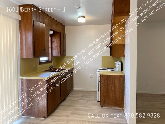 Building Photo - 1601 Berry St