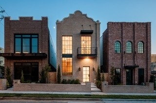 Building Photo - 36 NE 7th St