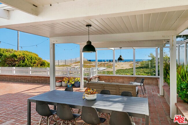 Foto del edificio - 30830 Broad Beach Rd
