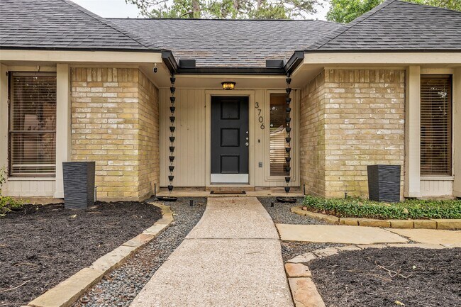Building Photo - 3706 Glenwood Springs Dr