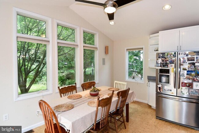 Foto del edificio - 6246 22nd Rd N