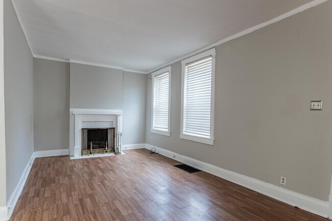 Building Photo - 4968 Thekla Ave