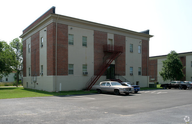  - Jefferson Manor Apartments