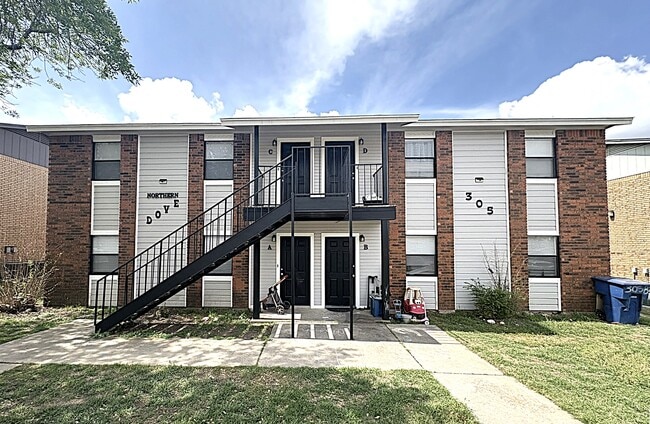 Building Photo - 305 Northern Dove Ln