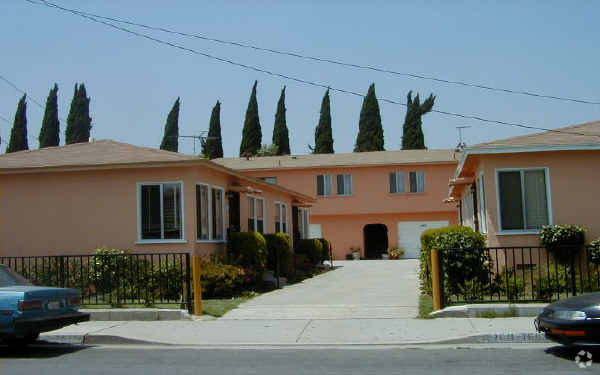 Foto principal - 7601 Otis Ave