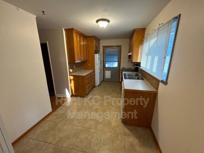 Foto del edificio - 11508 E 51 St S