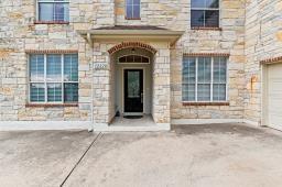 Building Photo - 12220 Tanglewild Dr