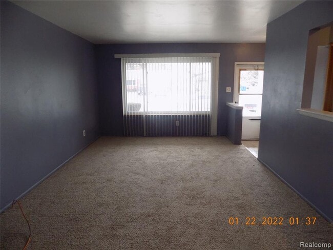 Building Photo - 29229 Van Laan Dr