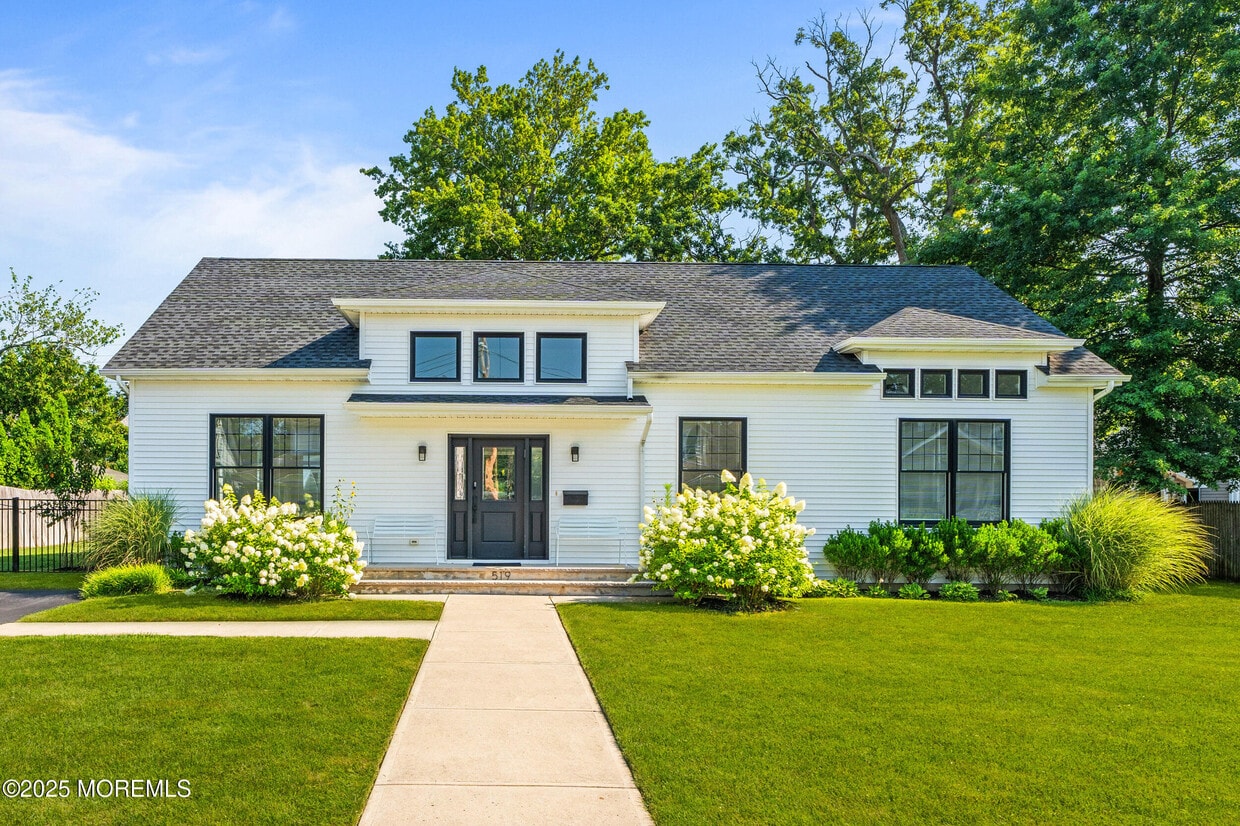 Foto principal - 519 Laurel Ave