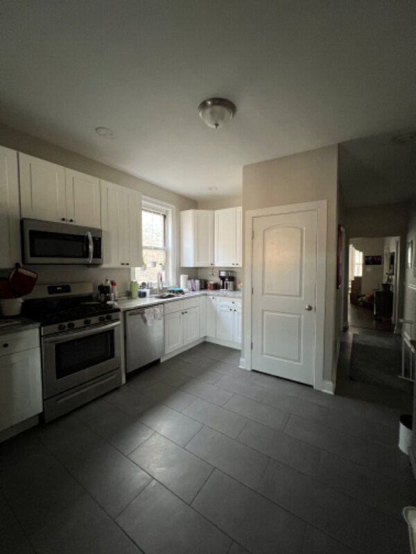 Foto del edificio - 3711 N Bernard St