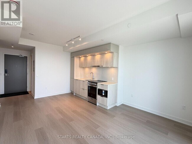 Photo du bâtiment - 448 Burnhamthorpe Rd W