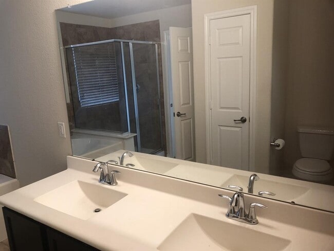 Building Photo - 6414 Haywards Crossing S Cir