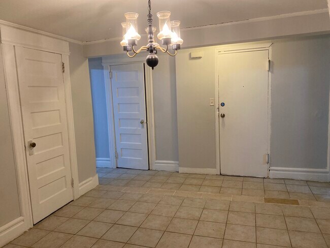 Living Room - 193 N 6th St