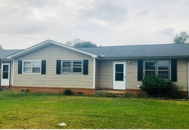 Building Photo - 311 belcher rd