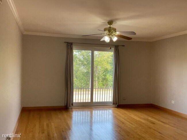 Building Photo - 2 br, 2 bath Condo - 154 Green Bay Rd 2 Un...