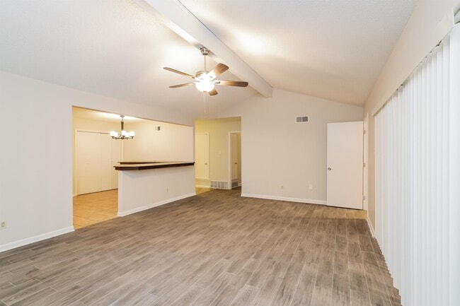 Building Photo - 2966 Crowell St