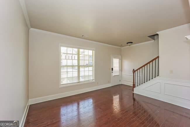 Building Photo - 561 Greyhound Ct