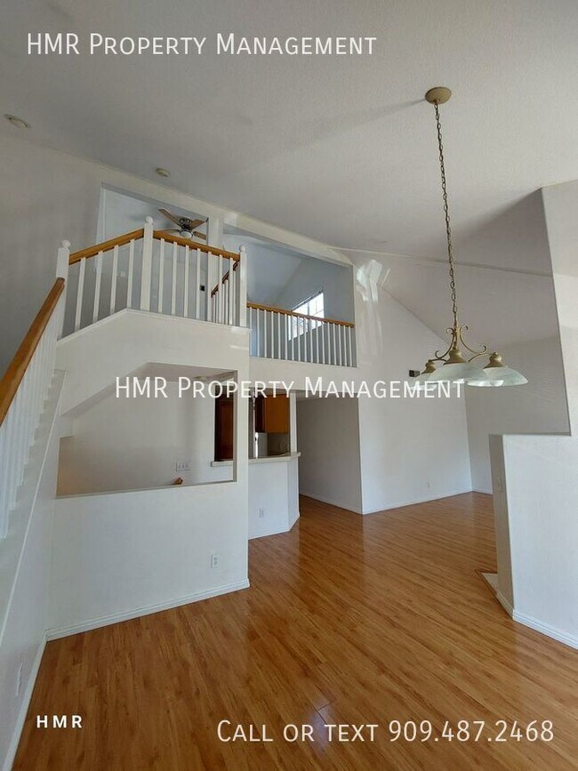 Building Photo - MOVE IN SPECIAL for 3 Months!!! Lovely 2 B...