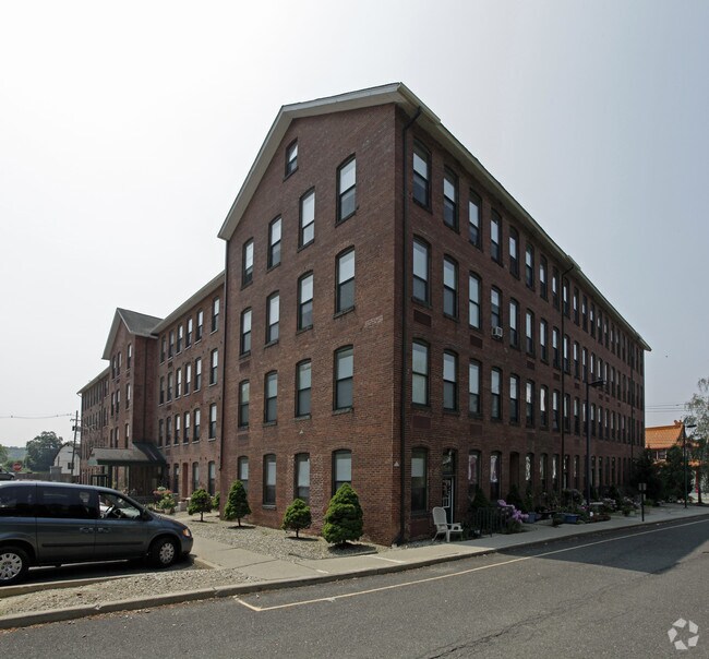 Miriam Gateway Apartments Apartments Newton, NJ