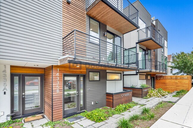 Foto del edificio - 14335 Stone Ave N