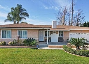 Building Photo - 223 N Kendor Dr