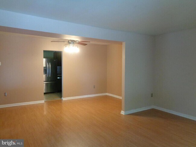 Building Photo - 84 Transverse Ave