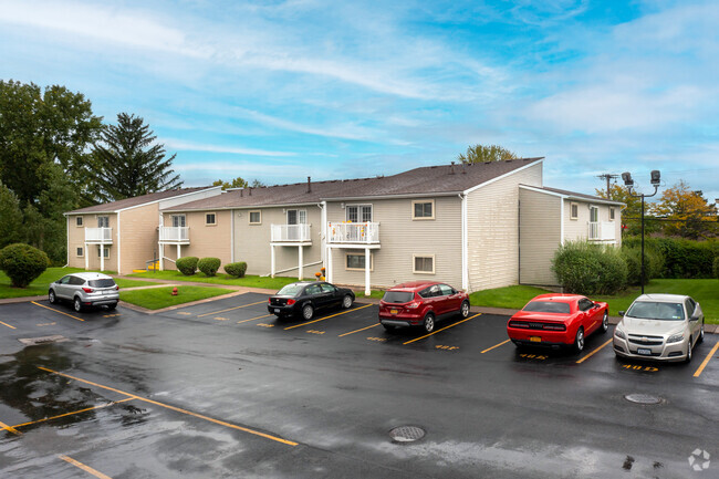 Foto del edificio - Springlake Apartments & Townhouses