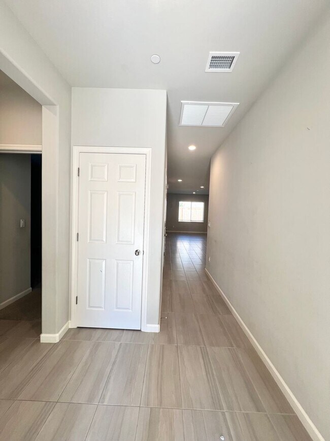 Foto del edificio - Charming 3 bedroom, 2 Bath Home, Now Avail...