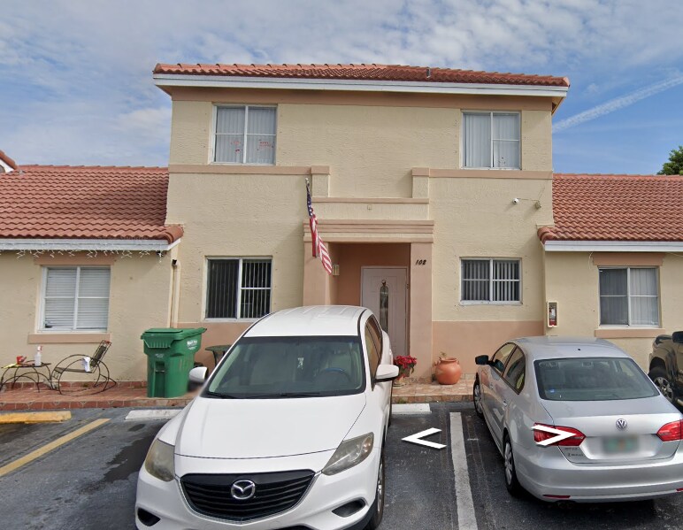 Foto principal - 360 NW 114th Ave