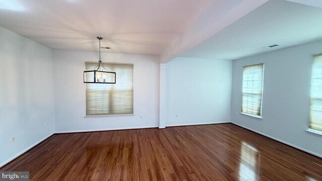 Building Photo - 20965 Kittanning Ln