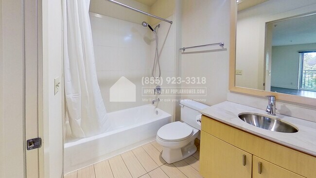 Building Photo - 1711 E Olive Way