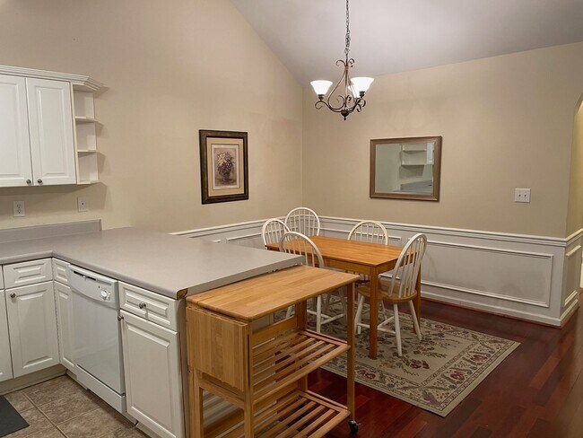 Foto del edificio - 126 Hayesbury Ct