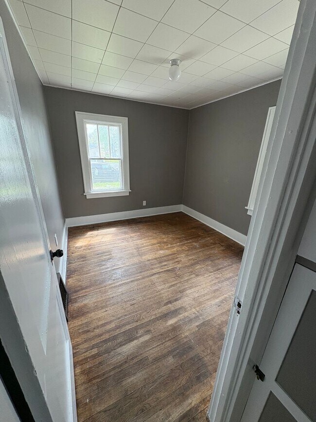 Foto del edificio - 2 Bedroom 1 bathroom single family home
