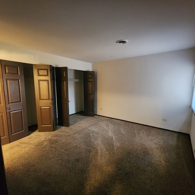 Building Photo - Dynasty House Apartments