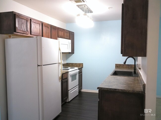 Foto del edificio - 1517 Regency Rd