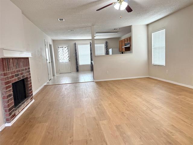 Foto del edificio - 932 White Dove Dr