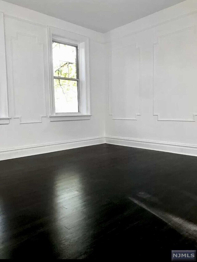 Foto del edificio - 244 Lawton Ave