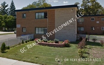 Building Photo - 350 Wilson Ave