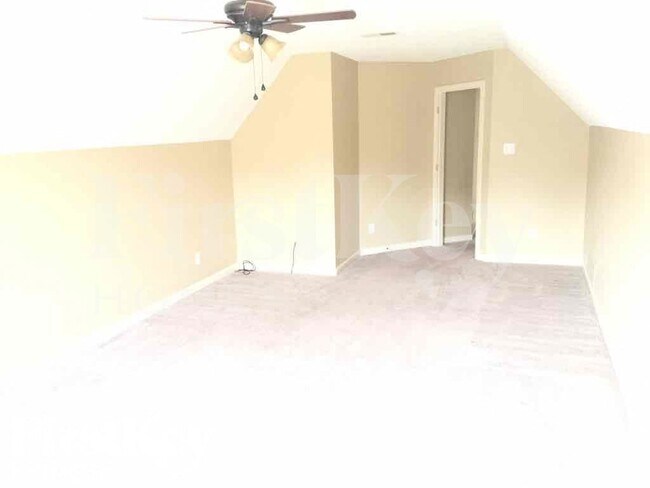 Foto del edificio - 6706 Einat Cove