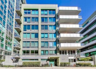 Building Photo - 660 W Wayman St Building Photo - 660 W Wayman St