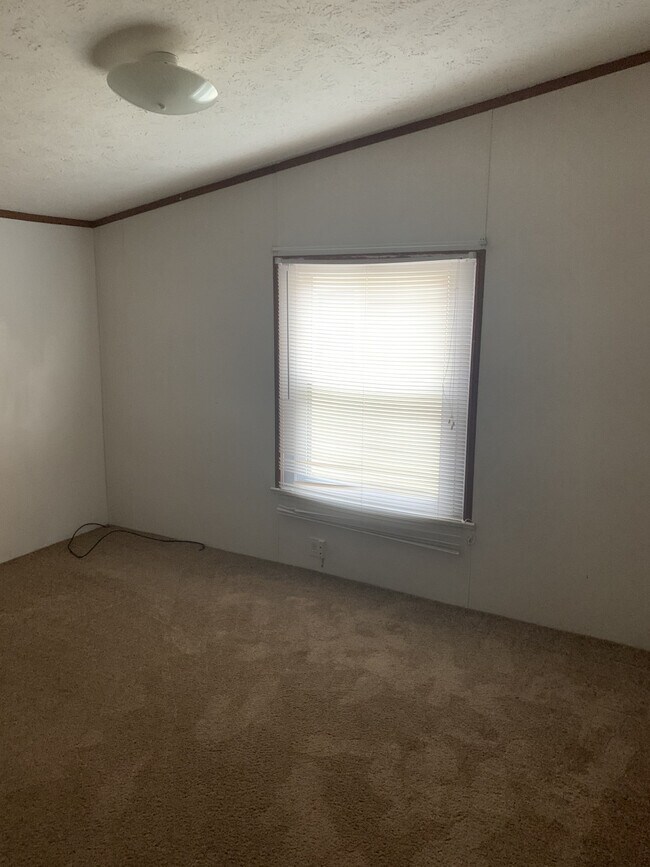 Foto del edificio - 749 South Bend Avenue